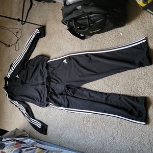 Adidas sweatsuit size L